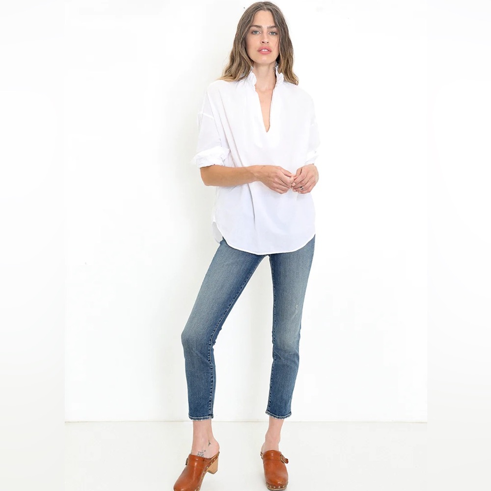 A Shirt Thing - Penelope Cabo white shirt in M.